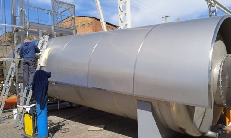 Tanque de almacenamiento de una emulsión con requerimientos ATEX